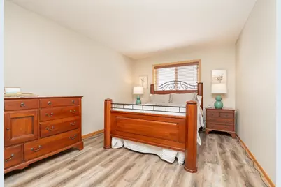 14172 Heywood Path, Apple Valley, MN 55124 - Photo 13