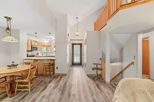 14172 Heywood Path, Apple Valley, MN 55124 - Photo 3