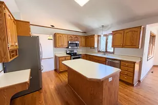 8433 Upland Ln N, Maple Grove, MN 55311 - Photo 15