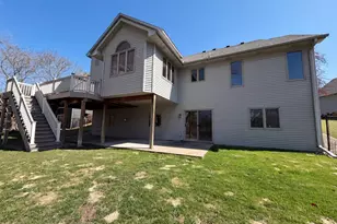 8433 Upland Ln N, Maple Grove, MN 55311 - Photo 5