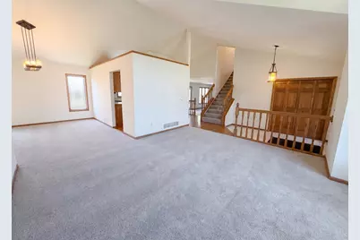 8433 Upland Lane N, Maple Grove, MN 55311 - Photo 9