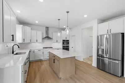 8635 183rd Street W, Lakeville, MN 55044 - Photo 3