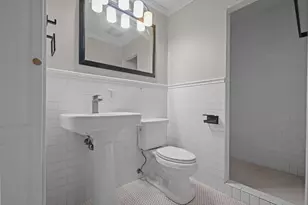 2209 Aldrich Ave S, Minneapolis, MN 55405 - Photo 9