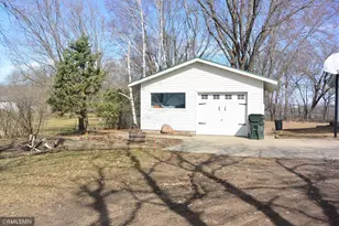 17172 220th St, Hutchinson, MN 55350 - Photo 7