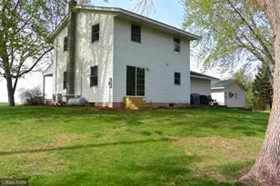 17172 220th St, Hutchinson, MN 55350 - Photo 7