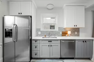 2627 Randolph St NE, Minneapolis, MN 55418 - Photo 11