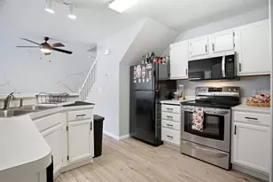 9905 Russell Ave N, Brooklyn Park, MN 55444 - Photo 5