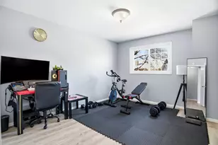 9905 Russell Ave N, Brooklyn Park, MN 55444 - Photo 7