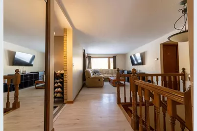 1803 10th Street NW, New Brighton, MN 55112 - Photo 7