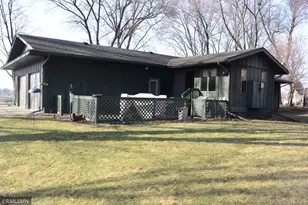 1235 1st St E, Glencoe, MN 55336 - Photo 3