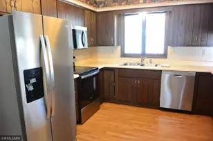 1235 1st St E, Glencoe, MN 55336 - Photo 11