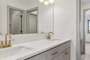 5813 S Century Ridge S, Woodbury, MN 55125 - Photo 81