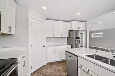 413 Grant Avenue SE, Hutchinson, MN 55350 - Photo 11