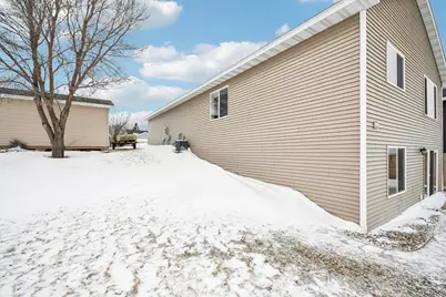 413 Grant Avenue SE, Hutchinson, MN 55350 - Photo 39