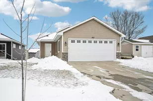413 Grant Ave SE, Hutchinson, MN 55350 - Photo 1