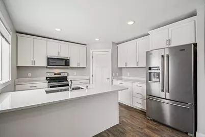 413 Grant Avenue SE, Hutchinson, MN 55350 - Photo 9