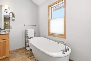 1005 Crystal Lake Rd W, Burnsville, MN 55306 - Photo 17