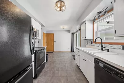 3215 Sprague Avenue, Anoka, MN 55303 - Photo 7