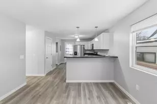 605 Le Hillier St, Mankato, MN 56001 - Photo 5