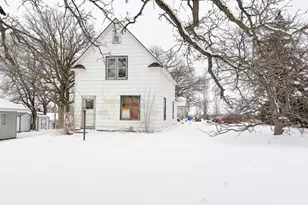 522 E Central St, Detroit Lakes, MN 56501 - Photo 1