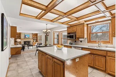 180 Red Oaks Drive, Vadnais Heights, MN 55127 - Photo 3