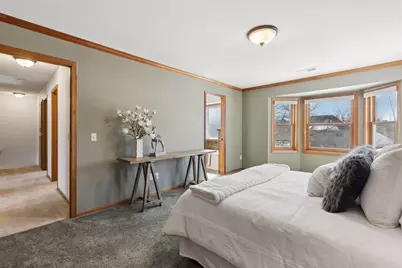 180 Red Oaks Drive, Vadnais Heights, MN 55127 - Photo 25