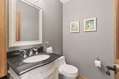 180 Red Oaks Drive, Vadnais Heights, MN 55127 - Photo 23