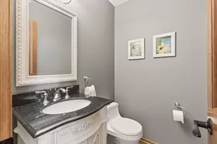 180 Red Oaks Dr, Vadnais Heights, MN 55127 - Photo 23