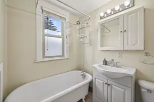 817 Minnehaha Ave W, Saint Paul, MN 55104 - Photo 17