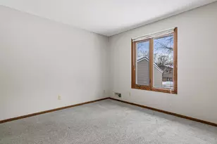 11250 Red Fox Dr, Maple Grove, MN 55369 - Photo 19