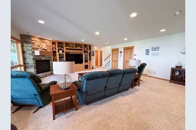 521 E Summit Street, Battle Lake, MN 56515 - Photo 27