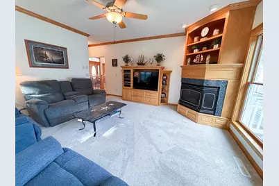 521 E Summit Street, Battle Lake, MN 56515 - Photo 17
