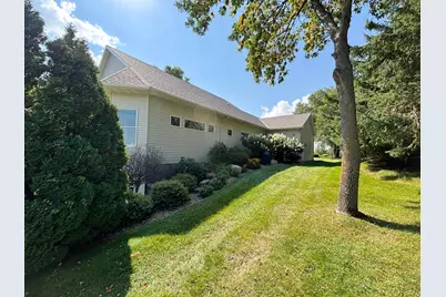 521 E Summit Street, Battle Lake, MN 56515 - Photo 63