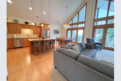 521 E Summit Street, Battle Lake, MN 56515 - Photo 9