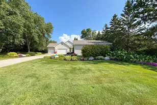521 E Summit St, Battle Lake, MN 56515 - Photo 67