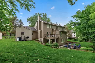 10261 Phaeton Dr, Eden Prairie, MN 55347 - Photo 33