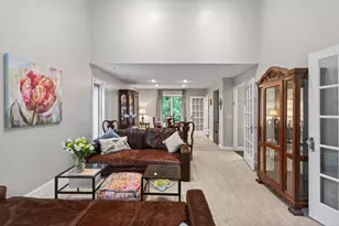 10261 Phaeton Dr, Eden Prairie, MN 55347 - Photo 11