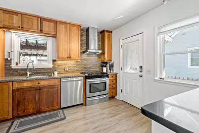 1879 Montreal Avenue, Saint Paul, MN 55116 - Photo 11