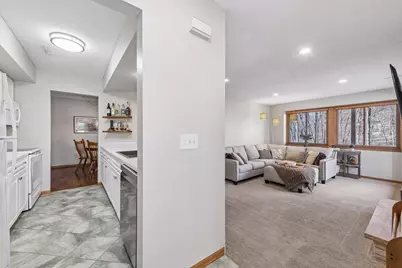 1811 Yuma Lane N, Plymouth, MN 55447 - Photo 11