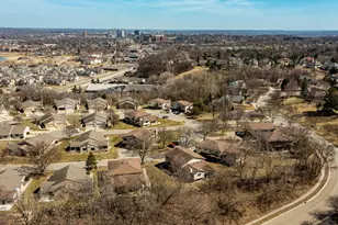 101 Conner Cir SW, Rochester, MN 55902 - Photo 27