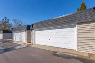 3955 Dawn Way, Inver Grove Heights, MN 55076 - Photo 9