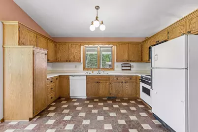 2722 Innsbruck Drive, New Brighton, MN 55112 - Photo 11
