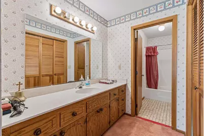 2722 Innsbruck Drive, New Brighton, MN 55112 - Photo 15