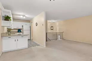 6859 MacBeth Ct, Woodbury, MN 55125 - Photo 7