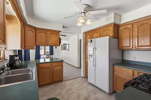 12632 Natchez Ave, Savage, MN 55378 - Photo 3