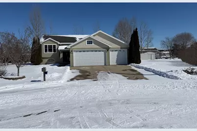 1006 12th Court NW, Perham, MN 56573 - Photo 1