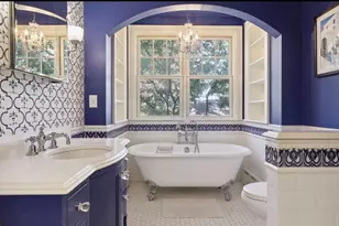 1005 Cedar Lake Rd S, Minneapolis, MN 55405 - Photo 25