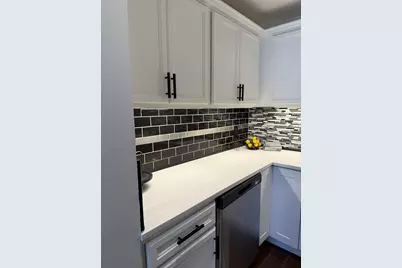 410 Livingston Avenue, Saint Paul, MN 55107 - Photo 13