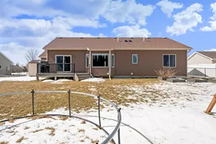 1407 28th St SW, Austin, MN 55912 - Photo 9