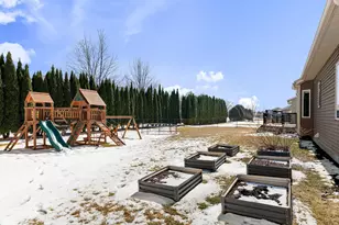 1407 28th St SW, Austin, MN 55912 - Photo 11